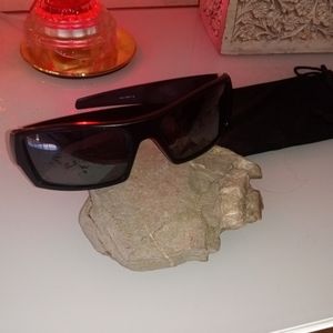 Used Oakley